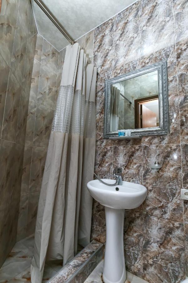 David Hotel Kutaisi Eksteriør bilde